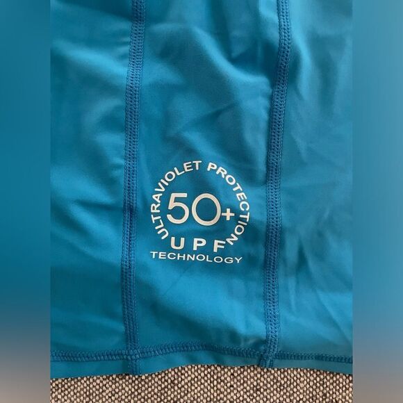 HUGE SPORTS One for All Essential Short Sleeve Rash Guard Champ Blu Digital Sz S - Picture 6 of 11